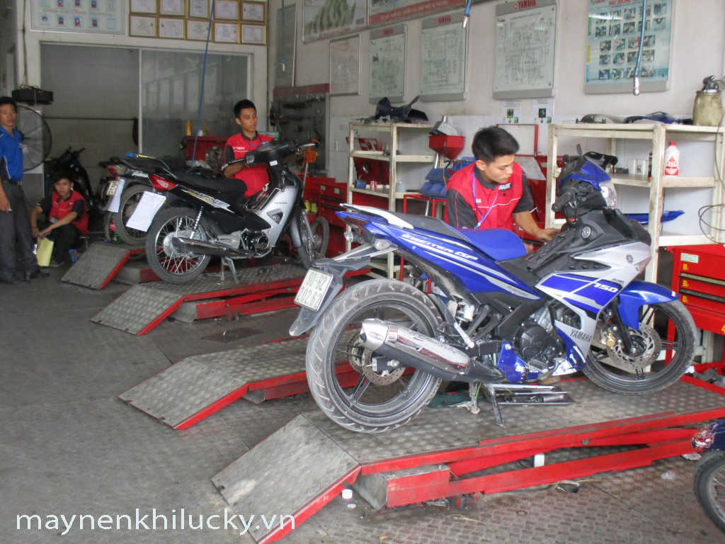 mở cửa hàng sửa chữa xe máy