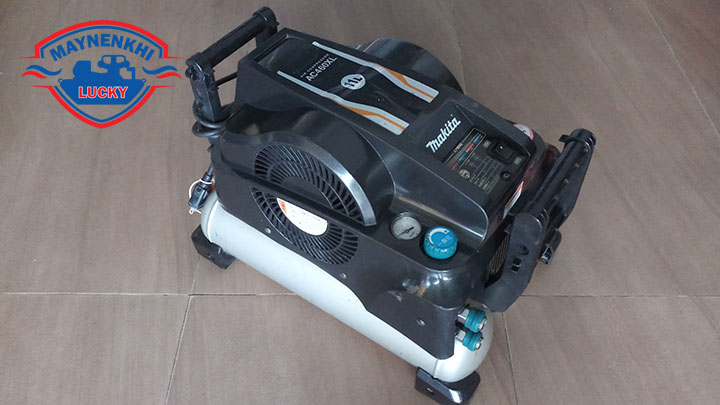 may-bom-hoi-makita-2