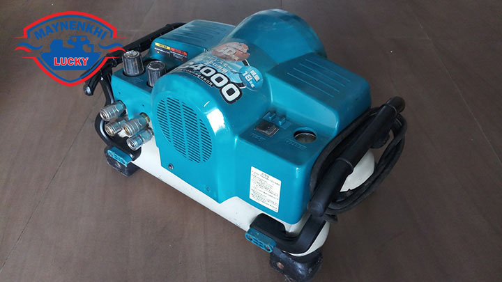 may-bom-hoi-makita-5
