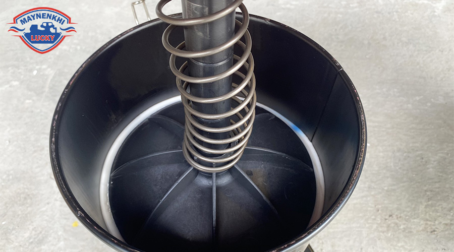 may-bom-mo-khi-nen-40-lit-loai-nho-lucky-sun-4