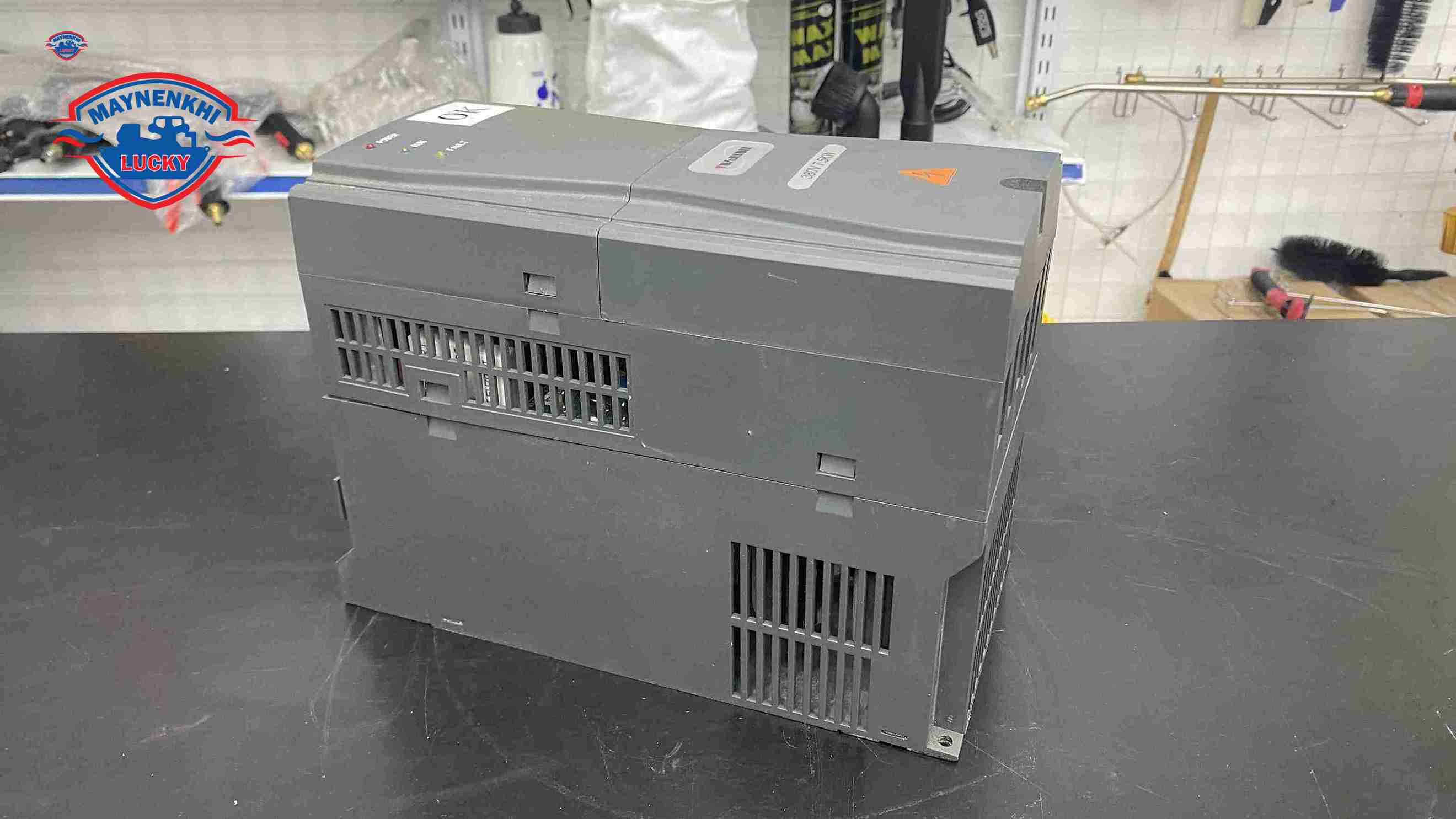 Ứng dụng thực tế của biến tần máy nén khí trục vít 30A