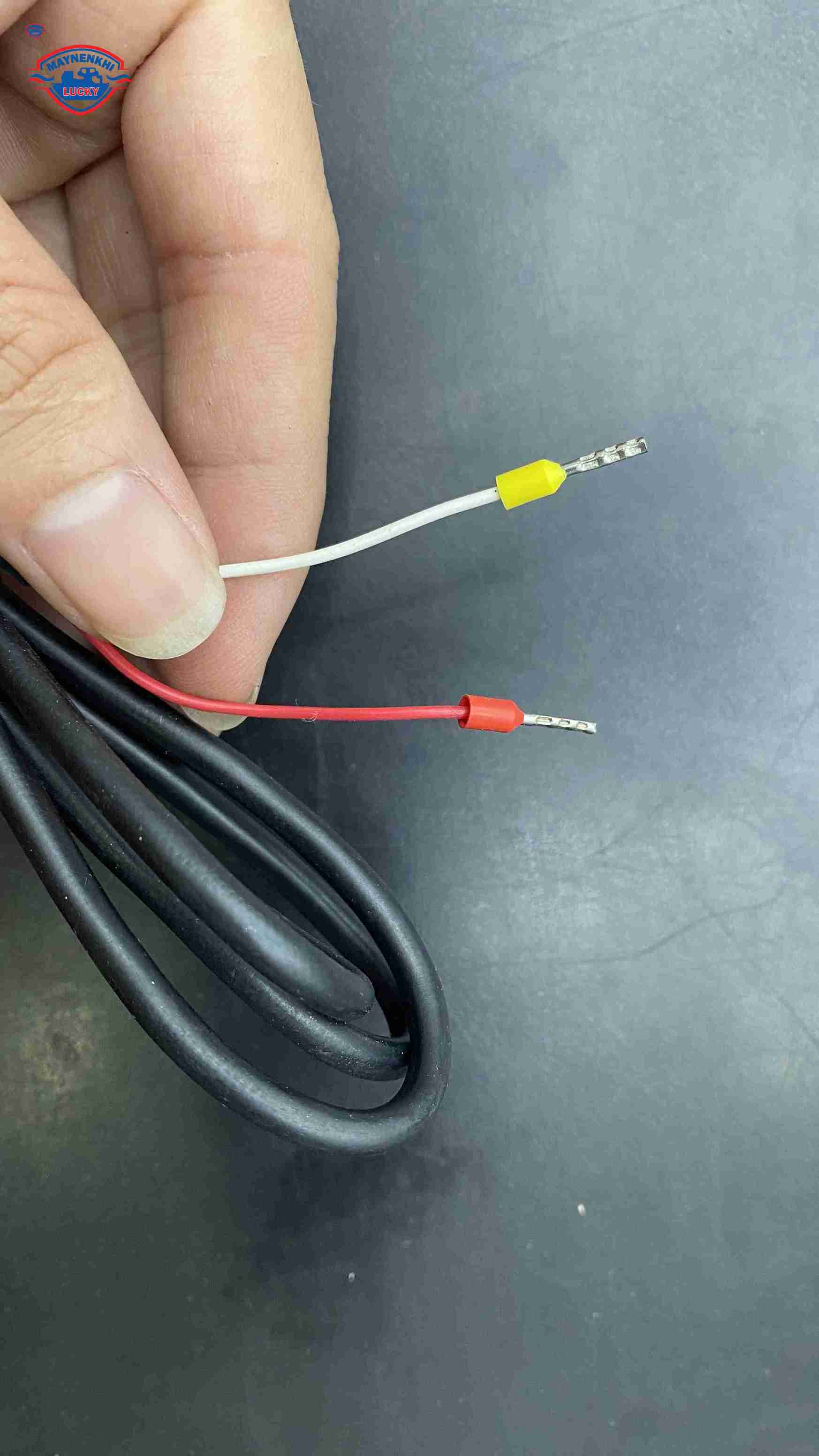Cảm Biến Nhiệt Độ Máy Nén Khí Trục Vít Là Gì?