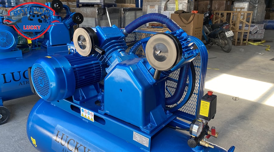 may-nen-khi-piston-khong-dau-200-lit-4