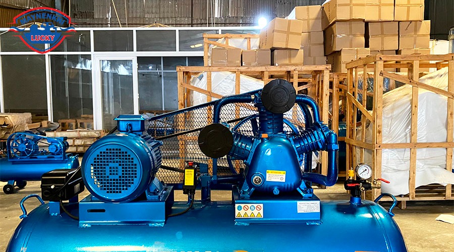 may-nen-khi-puma-10hp-300-lit-12bar-4